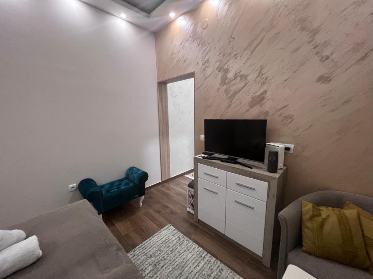 Apartment Nora เบลเกรด ภายนอก รูปภาพ
